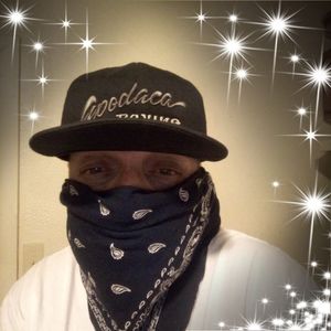 Meet your Posher, Hector isaac